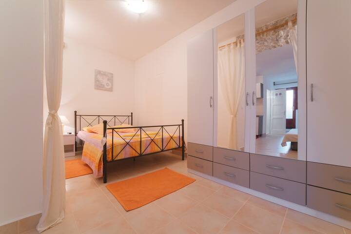 Charming apartment in city center