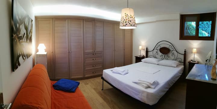 חדר שינה ראשי בדירה 2