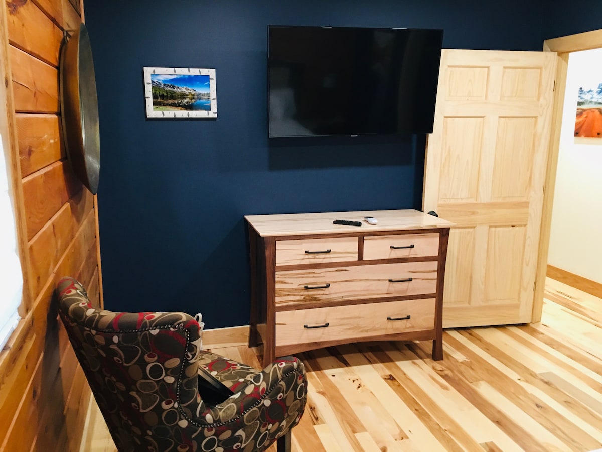 พื้นที่นั่งเล่นในห้องนอน 2