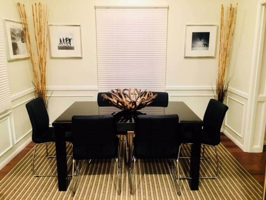 Contemporary Dining Room