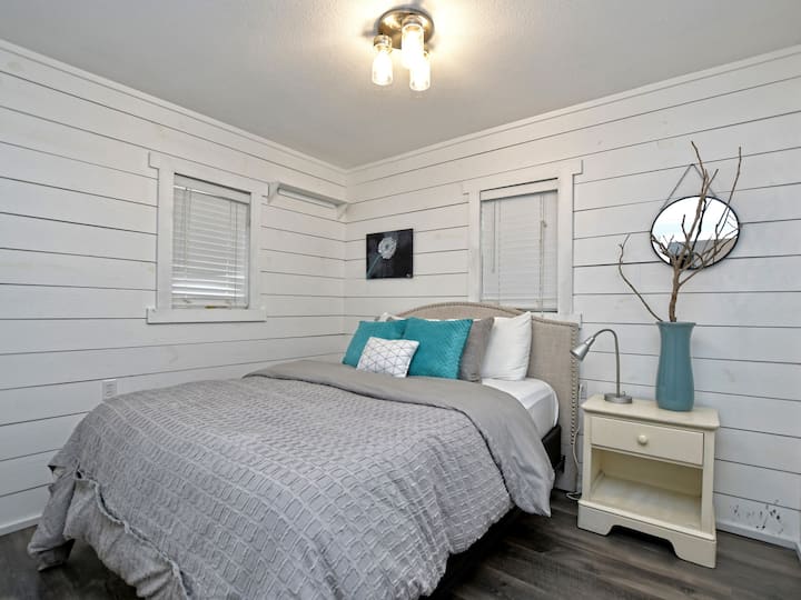 Chumba cha wageni 4 (1 Malkia)