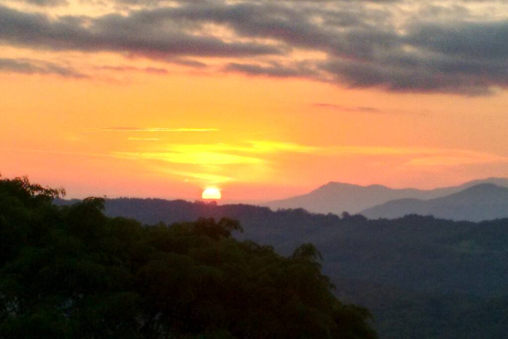 Por-do-sol visto da varanda