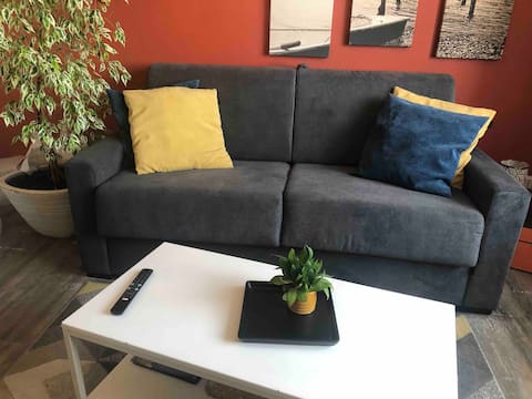 Top Airbnb: Pleasant sea-facing furnished property in Malo-les-Bains in Archidiocèse De Lille