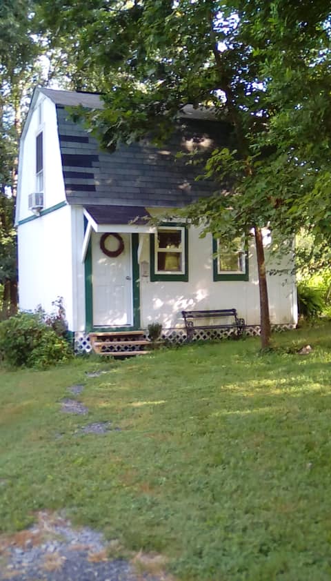 The Cottage at Stillpoint