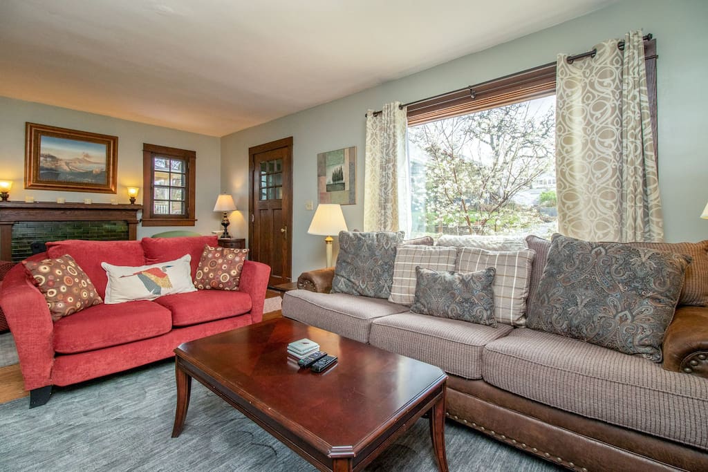 Open floor plan and comfortable furniture perfect for relaxing.