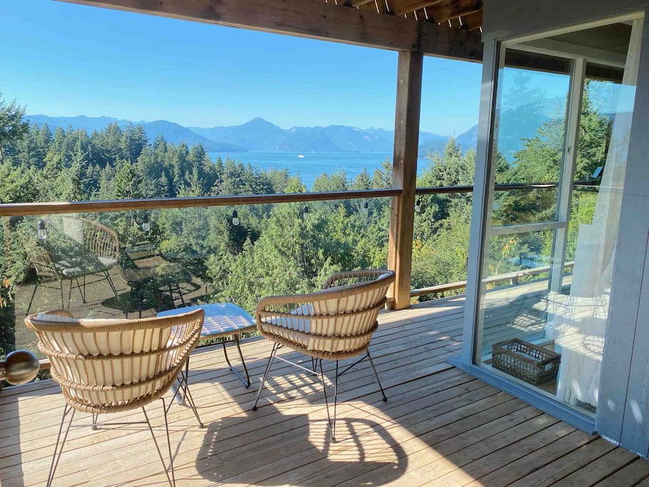 Ocean View Retreat in Horseshoe Bay [Azure]