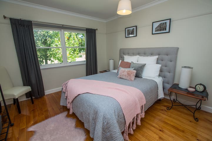 Casolare Guest House at Politini Vineyard.