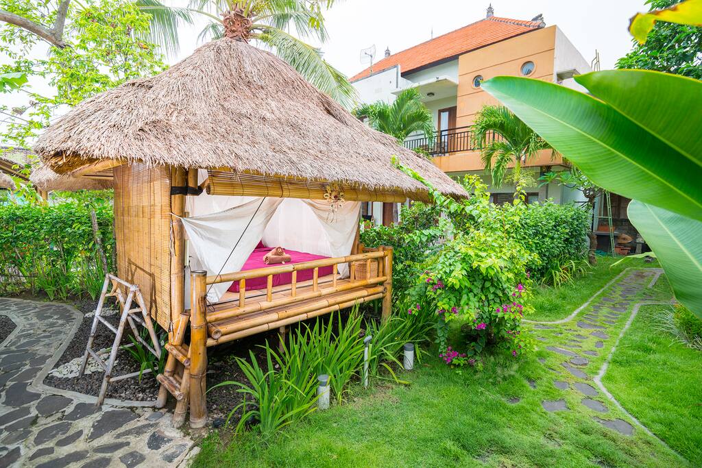 The bamboo hut