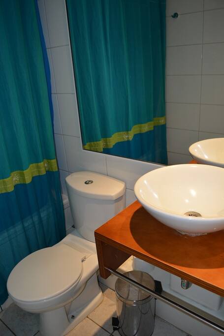 Baño / Bathroom