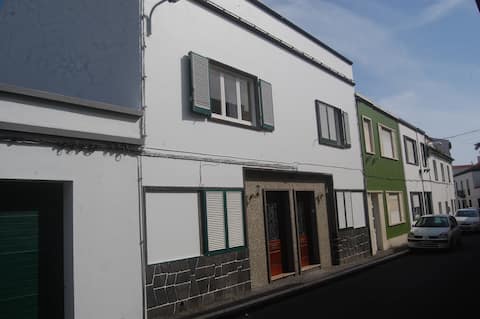 Top Airbnb: Quinta das Glicínias, Ponta Delgada in Ponta Delgada (São Pedro)