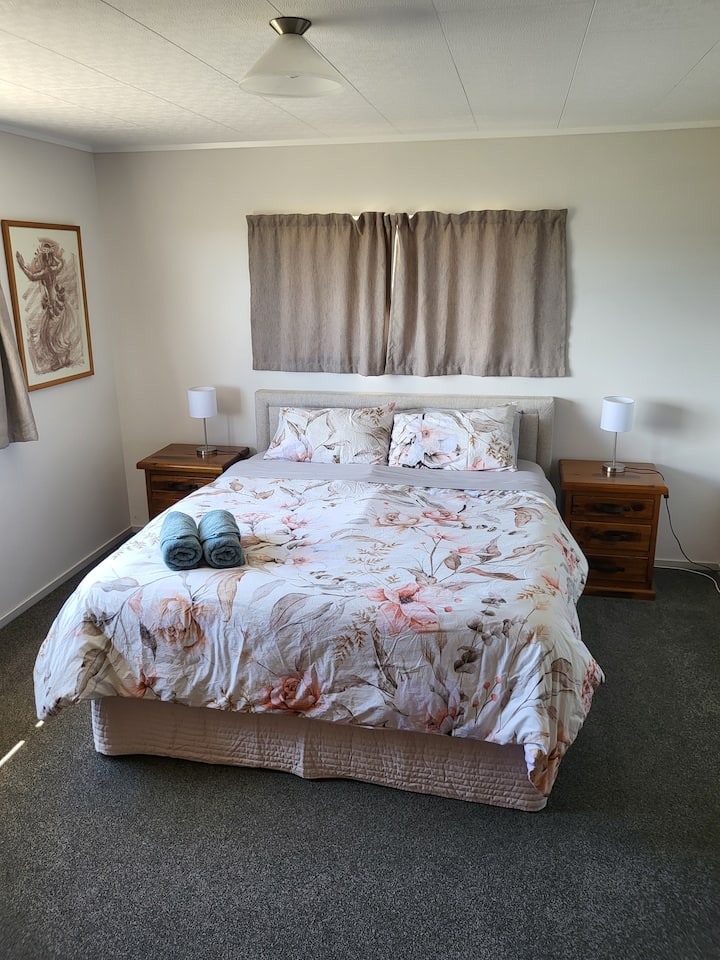 Მთავარი საძინებელი 