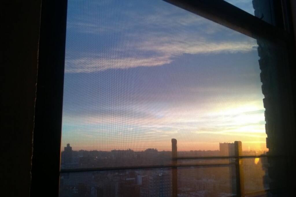 Bright light all day long from 12th floor, view N/E