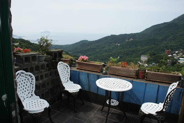 Walk Inn 3x3-Private SeaView HouseA
