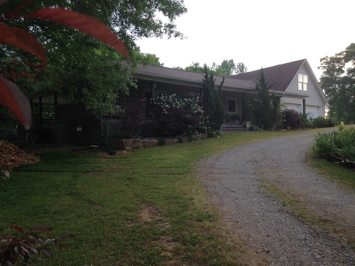 Moulton Vacation Rentals & Homes Alabama, United States Airbnb