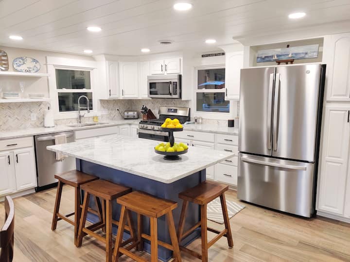 Little Whitefish Lake Vacation Rentals & Homes Pierson Township, MI