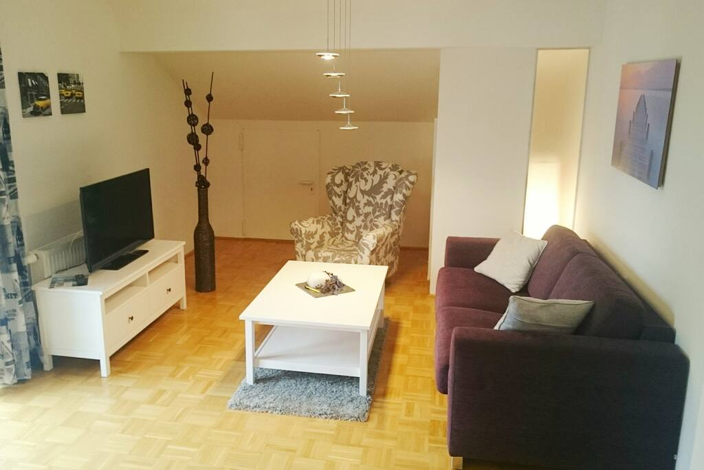 Wohnbereich mit Top Couch für
weitere 2 Personen