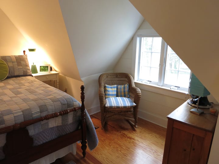 غرفة النوم رقم3 في الطابق الثاني 