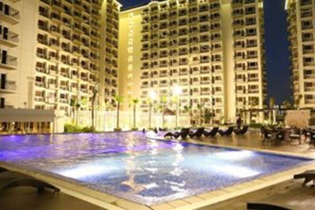 Evening view, swimming pool.