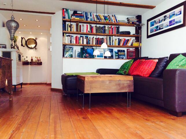 Grüne Gartenwohnung in Seenähe