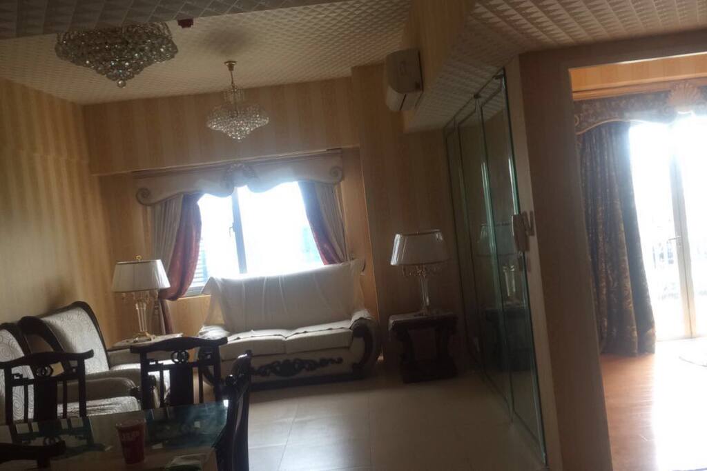 Total face area when standing in door