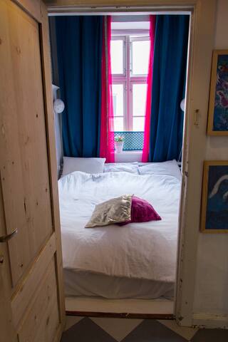 150 m2 cityflat in latin-quarter gallery image 5