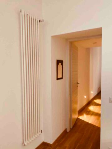 Stylish, Cozy, Relaxing 4BR Apartment city center gallery image 4