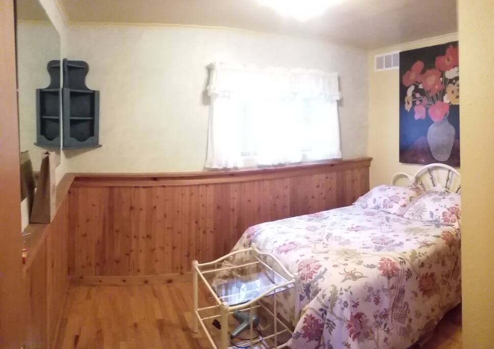 Full double size bed