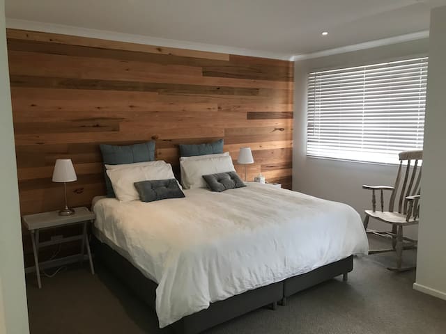 Spinafex views gallery image 4