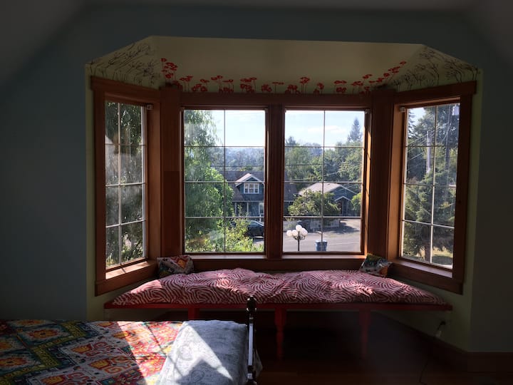 Fenstersitz mit toller Aussicht