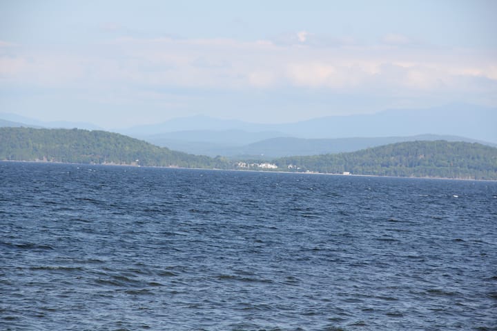 Colchester - Mallets Bay on Lake Champlain !