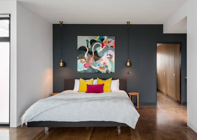 Raw Luxury in Richmond gallery image 5