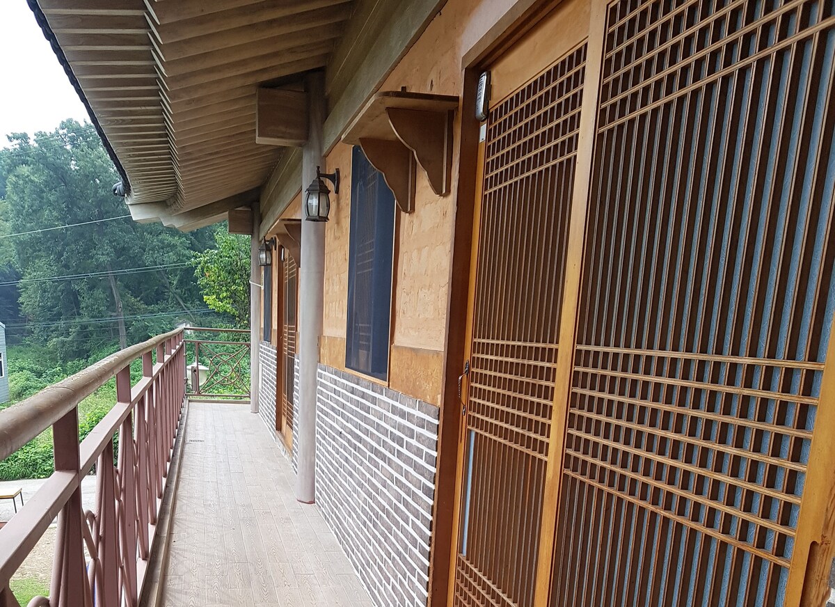 Opera gx village location ivylew