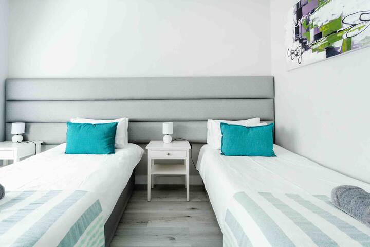 Beach Cabana with a view on the Table Mountain! gallery image 2