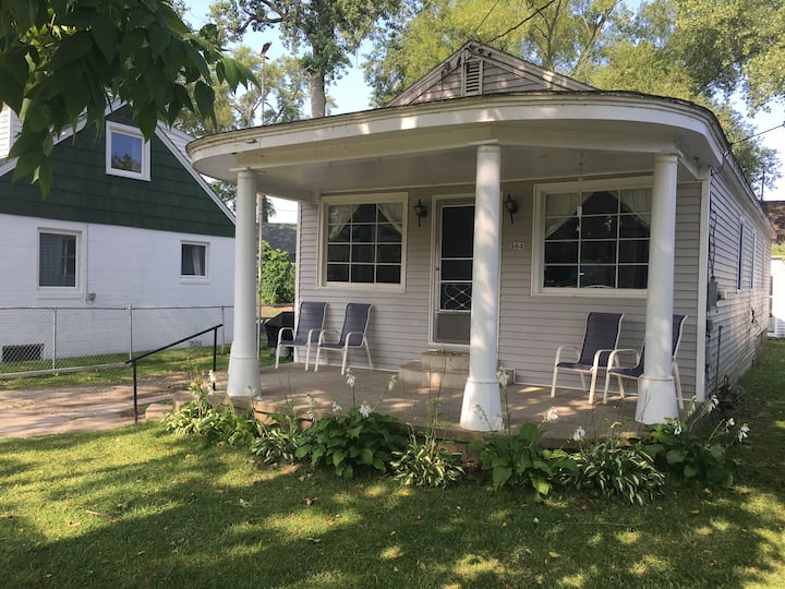 Sunset Bay Holiday Rentals & Homes Irving, NY Airbnb