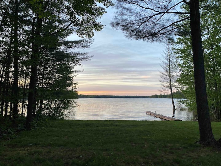 Peaceful, quaint Cabin on Big Wolf Lk Lewiston, MI - Cabins for Rent in