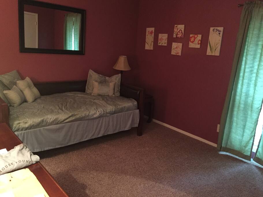 guest bedroom