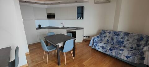 Annuncio Airbnb popolare: La Casa del Sole: a gem with a dream view a Chiavari