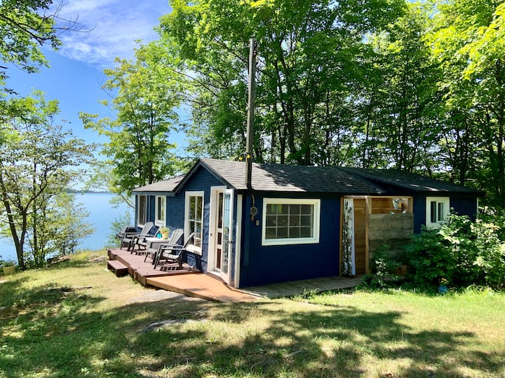 Loughborough Lake Holiday Rentals & Homes South Frontenac, Canada