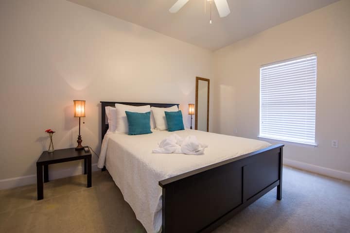 ห้องนอนชั้นบน 1