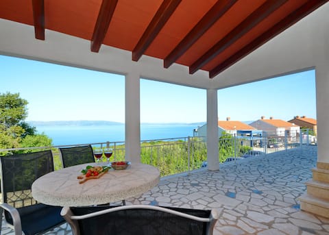 Top performing Airbnb: Beautiful apartment Ravni - Goran 3 in Gora Glušići