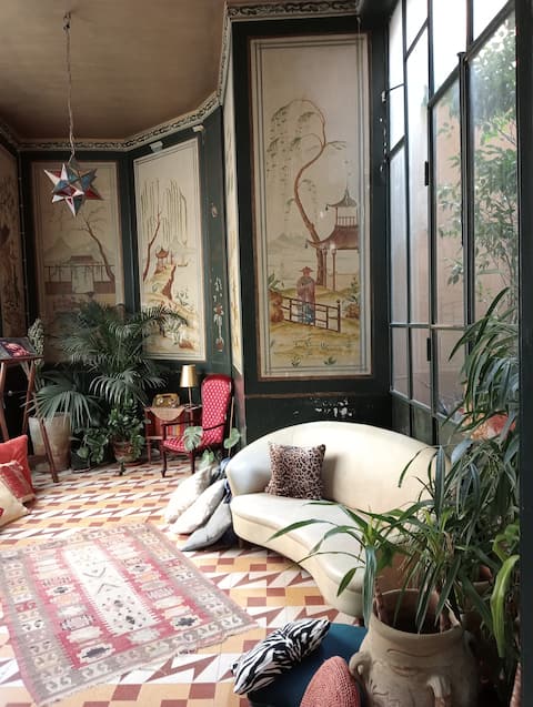 Top performing Airbnb: The House of the Oriental Fumoir at Ballarò in Palermo