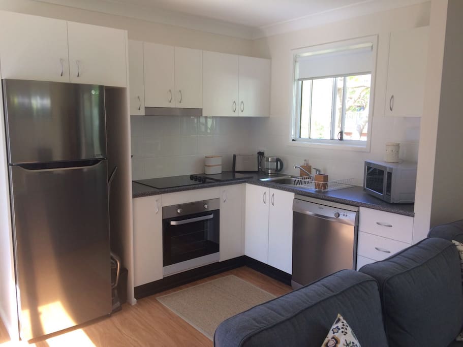 All brand new appliances and furnishing. Fridge-freezer, dishwasher, ceramic hob, oven, microwave, vacuum cleaner and cutlery/crockery for 10.