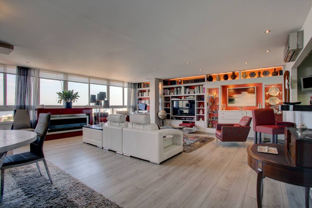 Entrance to penthouse