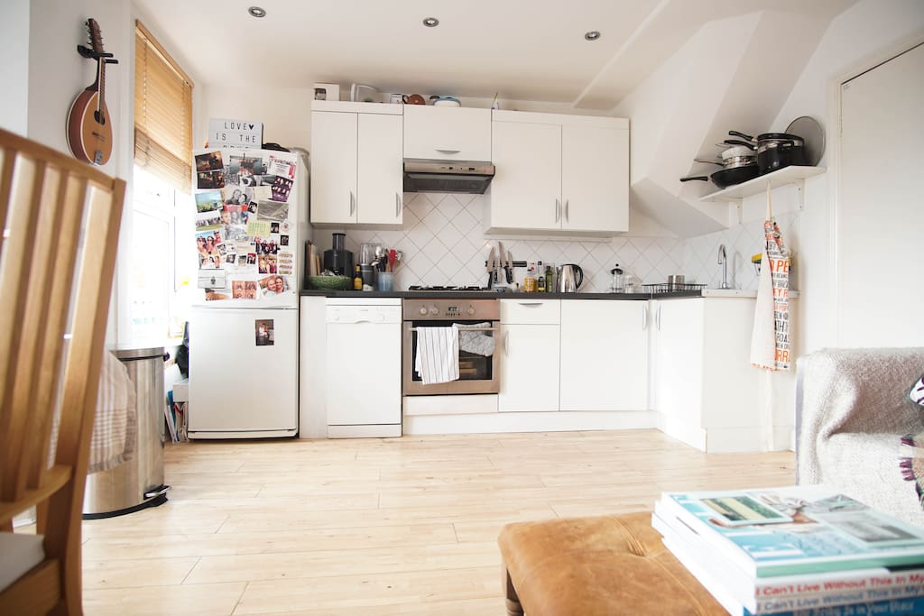 Living area + kitchen