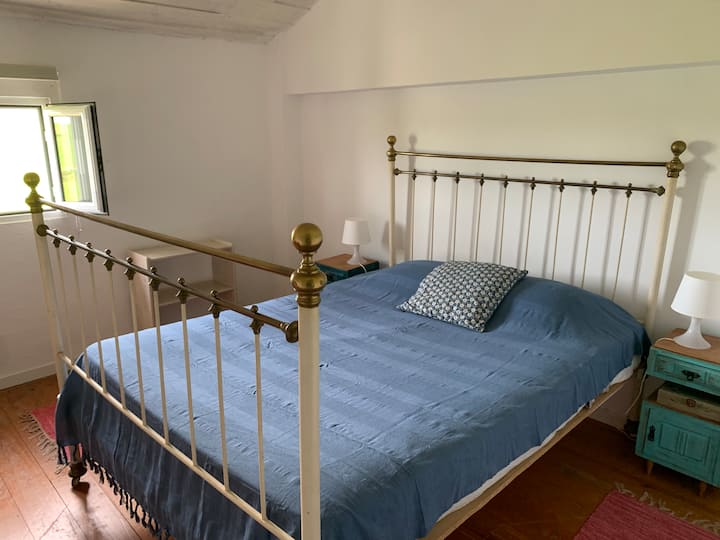 غرفة النوم 2