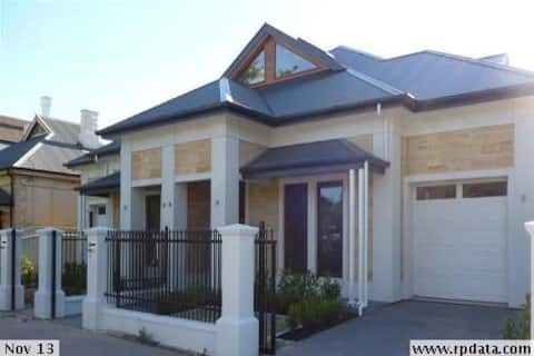 Successful Airbnb property: Glenelg Central Living at Gordon St Villas in Glenelg
