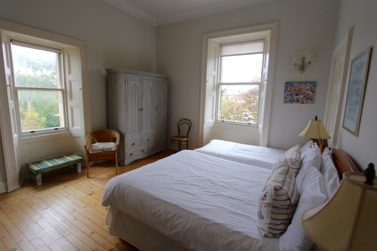 2. spavaća soba ima dvostruki aspekt, što pruža lagan i prostran ambijent