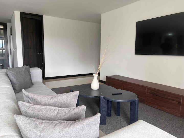 601 Hermosa Vista, Amplio Y Ambiente Tranquilo - Sabaneta