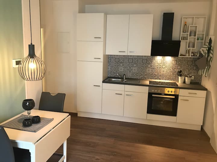 Modernly renovated city apartment, close to the train station