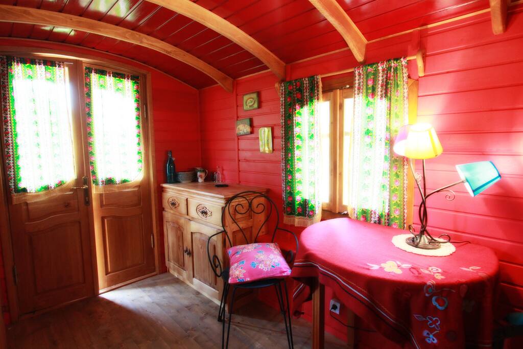 La roulotte : petite chambre cosy de 11 m2